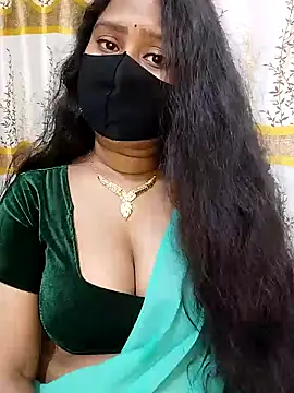 Idhika Paul online show from 02-18-25, 12:59