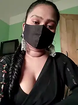 Idhika Paul online show from 02-28-25, 10:20