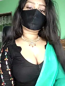 Idhika Paul online show from 04-04-26, 03:49