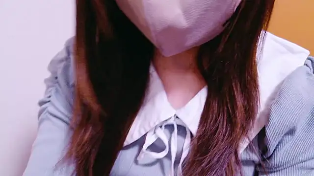 Snapshot of Naachan_ chatting on 05-18-26, 02:12 Naachan online show from 05-18-26, 02:12
