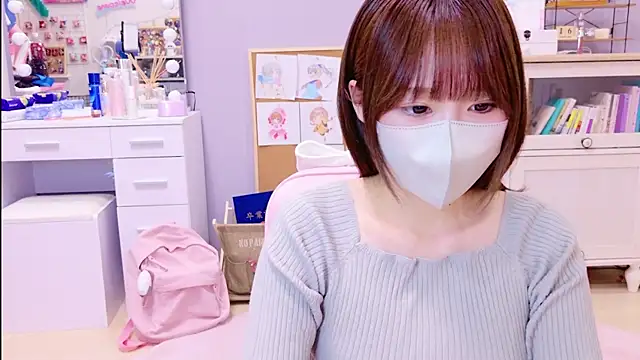 Yui-Ch online show from 01-16-25, 12:20