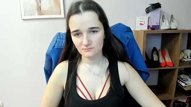 KateDelight online show from 04-18-26, 07:01