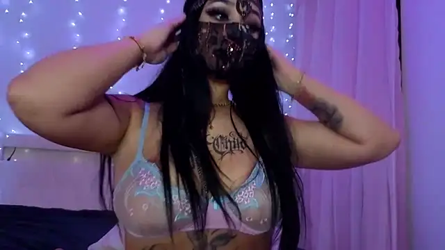 kamila french online show from 04-18-26, 09:59