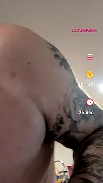 Snapshot of Armyexhibitionistvet chatting on 07-04-26, 11:44 Armyexhibitionistvet online show from 07-04-26, 11:44
