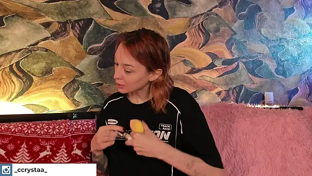 Snapshot of CrystalRey chatting on 12-24-24, 03:16 CrystalRey online show from 12-24-24, 03:16