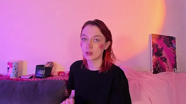 Snapshot of CrystalRey chatting on 01-27-25, 04:41 CrystalRey online show from 01-27-25, 04:41