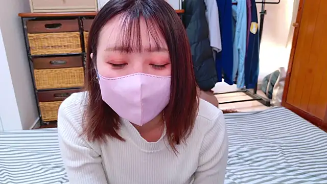 Snapshot of ayu_yu_xo chatting on 01-04-25, 06:30 ayu yu xo online show from 01-04-25, 06:30