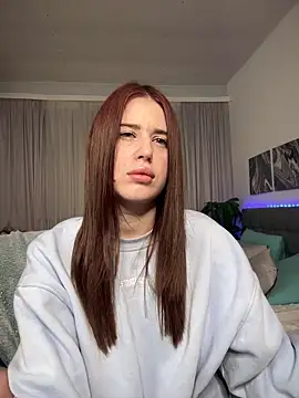 Snapshot of Milkissss chatting on 03-22-25, 02:16 Milkissss online show from 03-22-25, 02:16