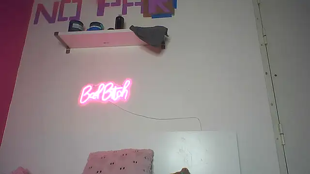 Snapshot of Icy__Diamond chatting on 05-07-26, 08:58 Icy Diamond online show from 05-07-26, 08:58