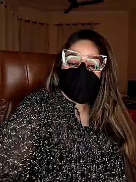 Snapshot of SEXY-Sardarni chatting on 12-30-24, 03:35 SEXY-Sardarni online show from 12-30-24, 03:35