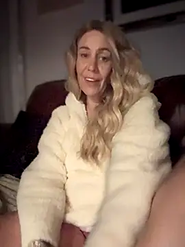 blondebitch2 online show from 09-29-25, 10:36