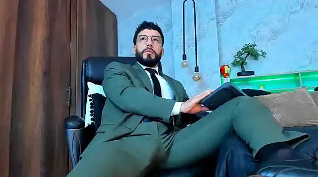 Snapshot of bruno_woods chatting on 03-16-25, 03:39 bruno woods online show from 03-16-25, 03:39