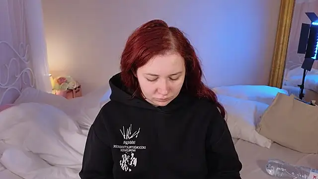 carolina elf online show from 09-11-25, 06:02