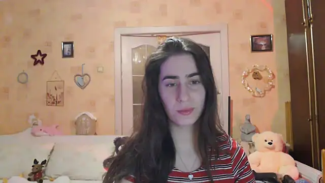 Snapshot of INELIKA chatting on 11-09-25, 03:43 INELIKA online show from 11-09-25, 03:43