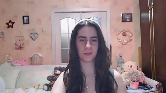 Snapshot of INELIKA chatting on 11-14-25, 10:07 INELIKA online show from 11-14-25, 10:07