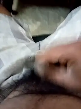 Snapshot of slchiku chatting on 10-29-25, 02:03 slchiku online show from 10-29-25, 02:03