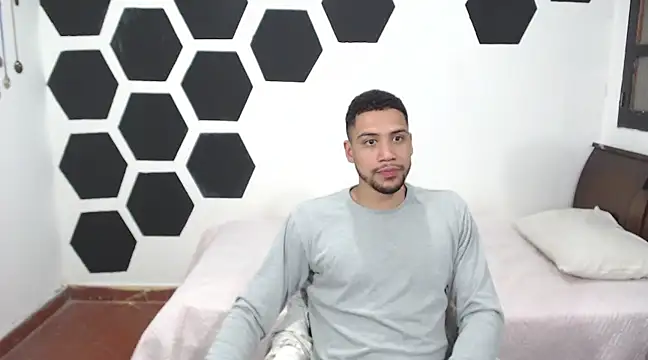 Jhors  Collens online show from 12-12-24, 04:37