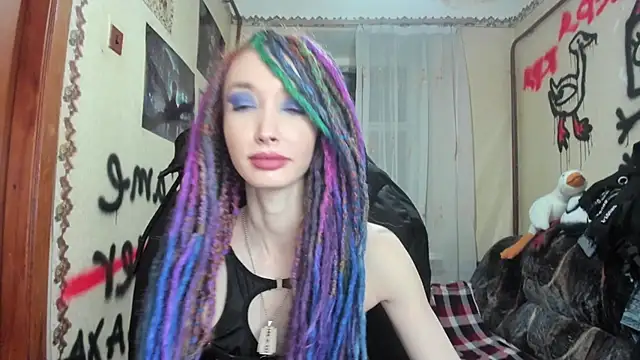 Roxy Silver online show from 12-29-24, 07:22