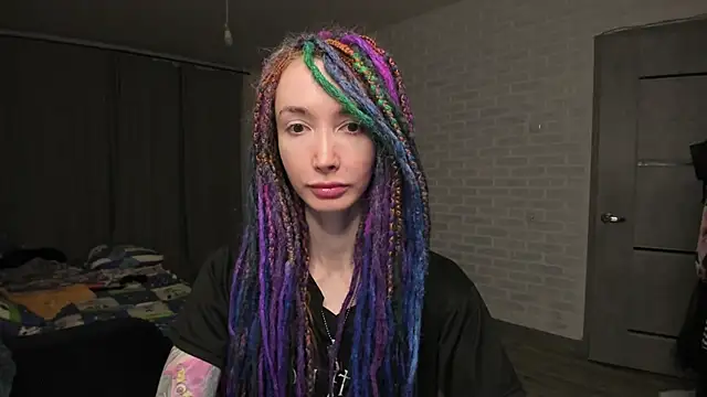 Roxy Silver online show from 01-07-25, 05:53