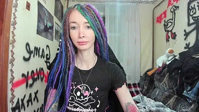 Roxy Silver online show from 01-14-25, 07:11