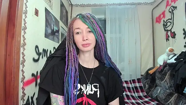 Roxy Silver online show from 01-21-25, 10:19