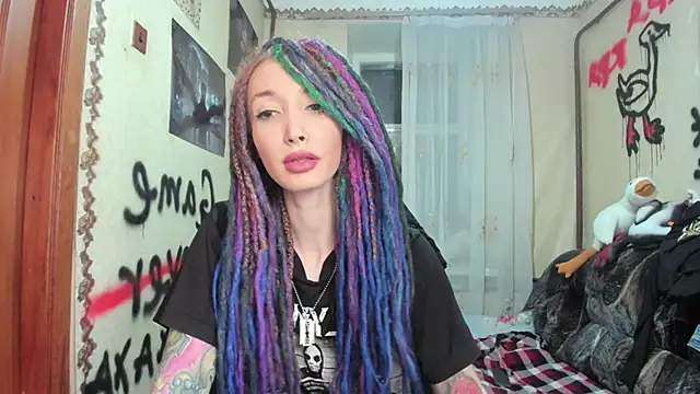 Roxy Silver online show from 01-26-25, 07:52