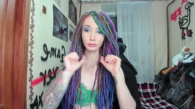 Roxy Silver online show from 02-02-25, 06:53