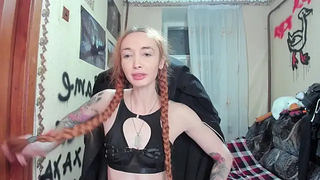 Roxy Silver online show from 03-01-25, 07:59