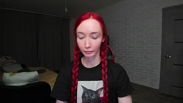 Roxy Silver online show from 02-12-26, 02:45