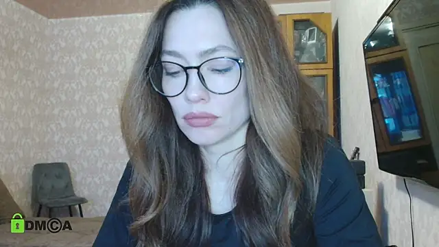 Snapshot of alicia_spicy chatting on 01-21-25, 04:43 alicia spicy online show from 01-21-25, 04:43