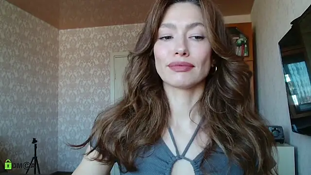 Snapshot of alicia_spicy chatting on 09-18-25, 07:32 alicia spicy online show from 09-18-25, 07:32