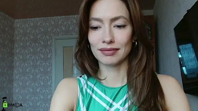 Snapshot of alicia_spicy chatting on 10-29-25, 07:43 alicia spicy online show from 10-29-25, 07:43