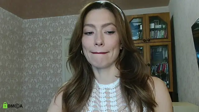 Snapshot of alicia_spicy chatting on 11-18-25, 05:45 alicia spicy online show from 11-18-25, 05:45