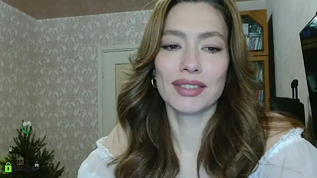 Snapshot of alicia_spicy chatting on 01-09-26, 03:42 alicia spicy online show from 01-09-26, 03:42