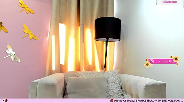  AlejaCruz  online show from 03-13-25, 07:28