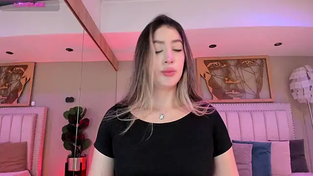 Snapshot of _AlejaCruz_ chatting on 07-16-26, 07:42 AlejaCruz online show from 07-16-26, 07:42