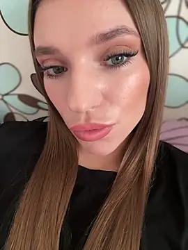 Snapshot of adel_secret chatting on 02-20-25, 09:44 adel secret online show from 02-20-25, 09:44