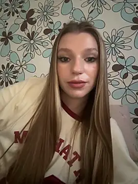 adel secret online show from 10-04-25, 11:08