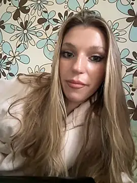 Snapshot of adel_secret chatting on 10-16-25, 12:28 adel secret online show from 10-16-25, 12:28