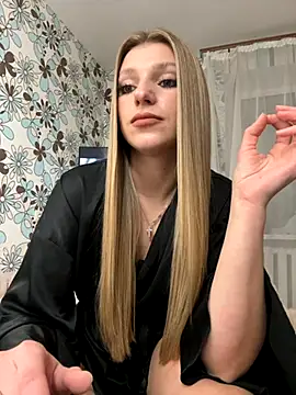 Snapshot of adel_secret chatting on 11-08-25, 08:07 adel secret online show from 11-08-25, 08:07