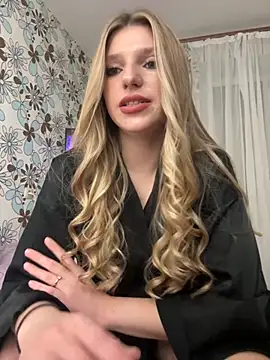 Snapshot of adel_secret chatting on 11-25-25, 09:04 adel secret online show from 11-25-25, 09:04