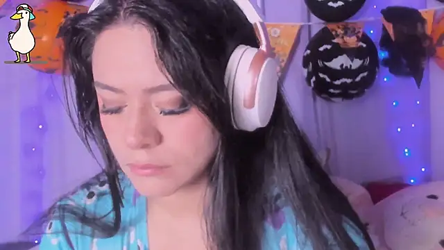  niiky online show from 10-24-25, 12:01