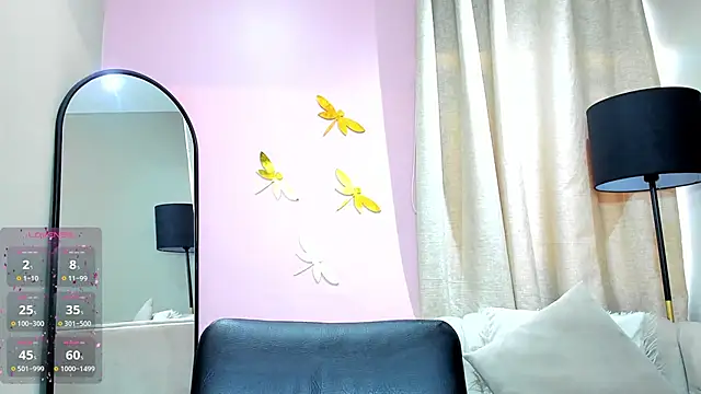  LaraMom  online show from 01-31-25, 12:18