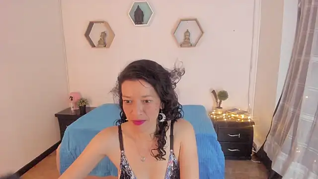 Snapshot of Paloma_victory chatting on 01-09-25, 08:11 Paloma victory online show from 01-09-25, 08:11