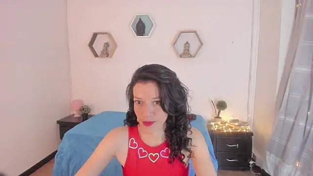 Snapshot of Paloma_victory chatting on 01-10-25, 08:26 Paloma victory online show from 01-10-25, 08:26