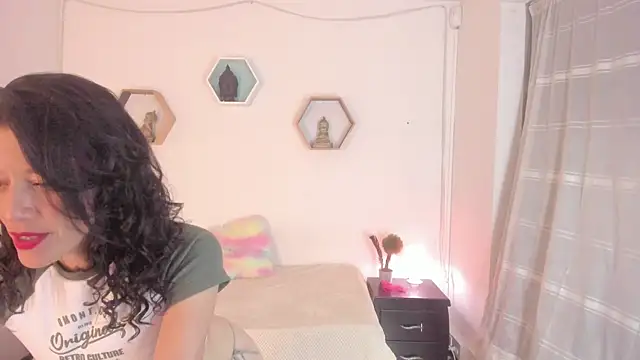 Snapshot of Paloma_victory chatting on 01-27-25, 12:22 Paloma victory online show from 01-27-25, 12:22