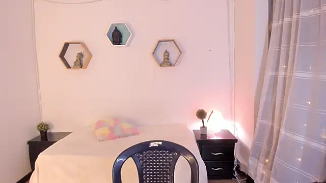 Snapshot of Paloma_victory chatting on 02-05-25, 08:35 Paloma victory online show from 02-05-25, 08:35