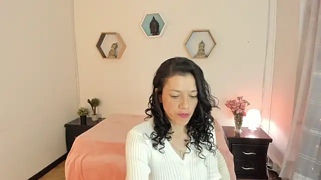 Snapshot of Paloma_victory chatting on 09-28-25, 08:25 Paloma victory online show from 09-28-25, 08:25