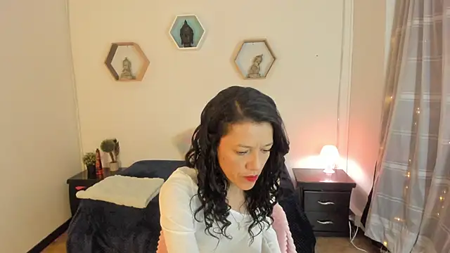 Snapshot of Paloma_victory chatting on 11-27-25, 09:17 Paloma victory online show from 11-27-25, 09:17