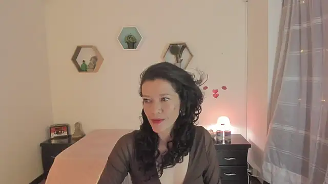Snapshot of Paloma_victory chatting on 05-10-26, 08:25 Paloma victory online show from 05-10-26, 08:25